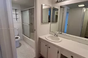 20301 W Country Club Dr, Aventura, FL 33180 - Photo 13