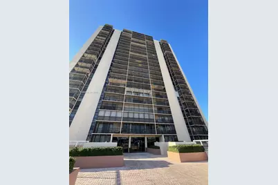 20301 W Country Club Dr #625, Aventura, FL 33180 - Photo 1