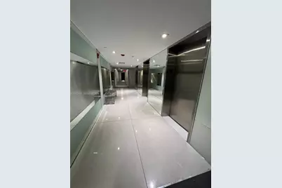 20301 W Country Club Dr #625, Aventura, FL 33180 - Photo 5