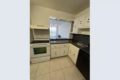 20301 W Country Club Dr #625, Aventura, FL 33180 - Photo 9