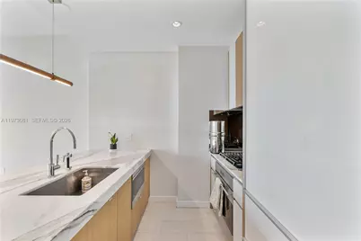 2831 S Bayshore Dr #707, Miami, FL 33133 - Photo 27