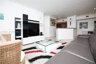 9172 NE Collins Ave, Surfside, FL 33154 - Photo 25