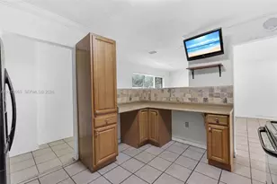 2521 NW 170th St, Miami Gardens, FL 33056 - Photo 7