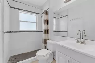 8080 Tatum Waterway Dr, Miami Beach, FL 33141 - Photo 17