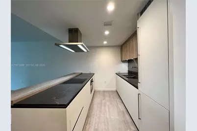 1000 Brickell Plz #1903, Miami, FL 33131 - Photo 3