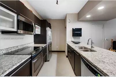 [Address not provided], Miami, FL 33131 - Photo 3