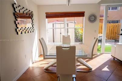 8520 NW 139th Ter, Miami Lakes, FL 33016 - Photo 11