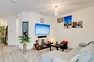 3494 W 106th Terrace, Hialeah, FL 33018 - Photo 11