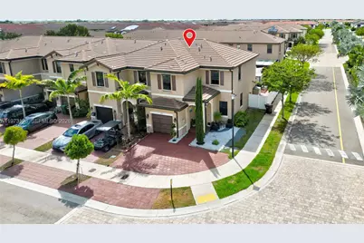 3494 W 106th Ter, Hialeah, FL 33018 - Photo 3