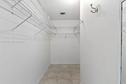 5356 Gate Lake Rd #5356, Tamarac, FL 33319 - Photo 11