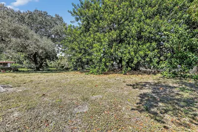 801 S Biscayne River Dr, Miami, FL 33169 - Photo 43