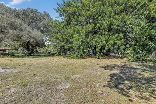 801 S Biscayne River Dr, Miami, FL 33169 - Photo 43