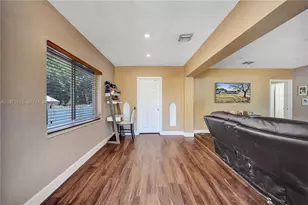 2462 Washington St, Hollywood, FL 33020 - Photo 17