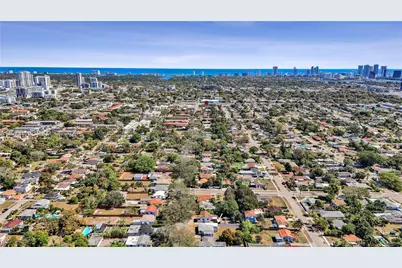 2462 Washington St, Hollywood, FL 33020 - Photo 33