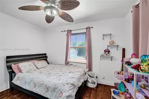 2462 Washington St, Hollywood, FL 33020 - Photo 27