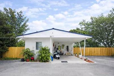 1281 NW 31st Ave, Miami, FL 33125 - Photo 1