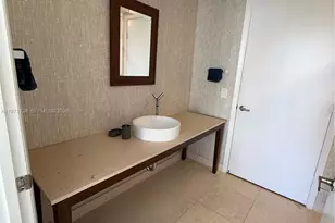 465 Brickell Ave, Miami, FL 33131 - Photo 29