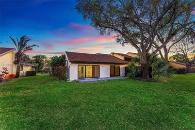 2007 Woodlands Way, Deerfield Beach, FL 33442 - Photo 65