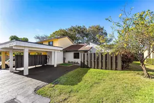 2007 Deer Creek Woodlands Way, Deerfield Beach, FL 33442 - Photo 5