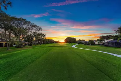 2007 Woodlands Way, Deerfield Beach, FL 33442 - Photo 69