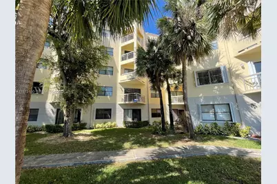 8290 Lake Dr #116, Doral, FL 33166 - Photo 43