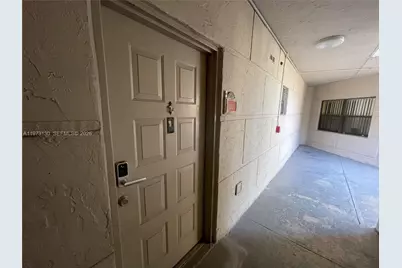 8290 Lake Dr #116, Doral, FL 33166 - Photo 3