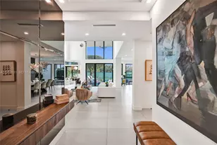 1572 NE 194th St, Miami, FL 33179 - Photo 9