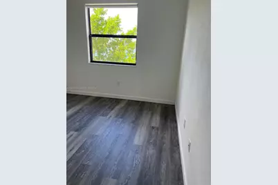 20564 NE 5th Pl, Miami, FL 33179 - Photo 19