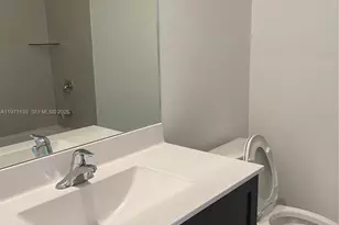 20564 NE 5th Pl, Miami, FL 33179 - Photo 13