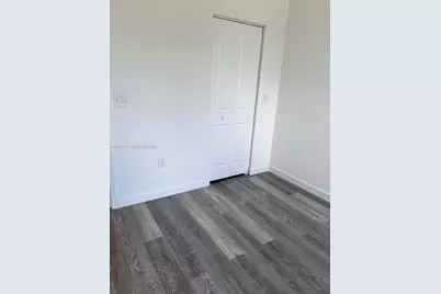 20564 NE 5th Pl, Miami, FL 33179 - Photo 31