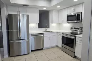 7680 NW 18th St, Margate, FL 33063 - Photo 7