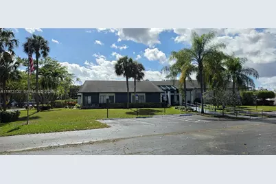 7680 NW 18th St #101, Margate, FL 33063 - Photo 31