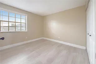 929 S Hamilton Dr, Homestead, FL 33034 - Photo 9