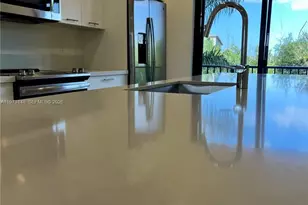 8031 NW 104th Ave, Doral, FL 33178 - Photo 19