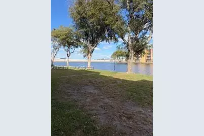 4719 NW 7th St #307-11, Miami, FL 33126 - Photo 15