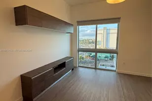 61 NW 37th Ave, Miami, FL 33125 - Photo 5