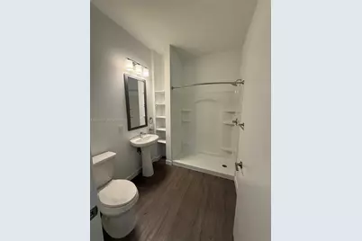 61 NW 37th Ave #0414, Miami, FL 33125 - Photo 7