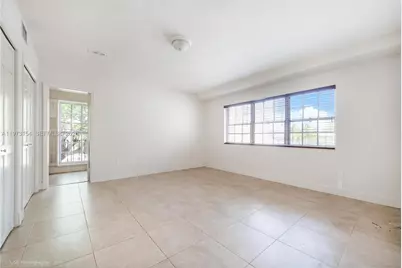 1265 S Alhambra Cir #B, Coral Gables, FL 33146 - Photo 13