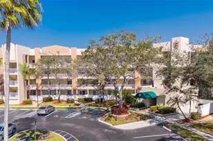 9539 Weldon Cir, Tamarac, FL 33321 - Photo 37