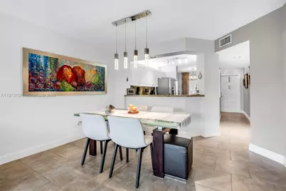 9539 Weldon Cir #F214, Tamarac, FL 33321 - Photo 3