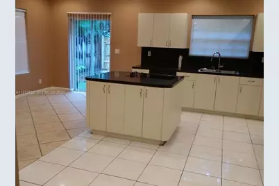 2436 Raleigh St, Hollywood, FL 33020 - Photo 7