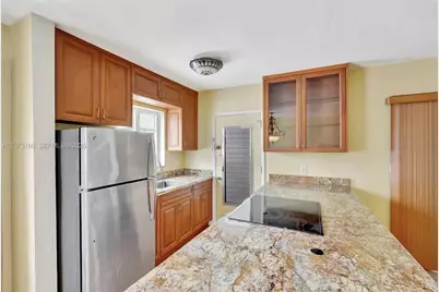 350 Collins Ave #306, Miami Beach, FL 33139 - Photo 11
