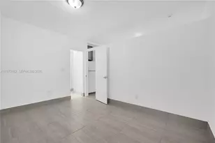 13390 NE 6th Ave, North Miami, FL 33161 - Photo 7