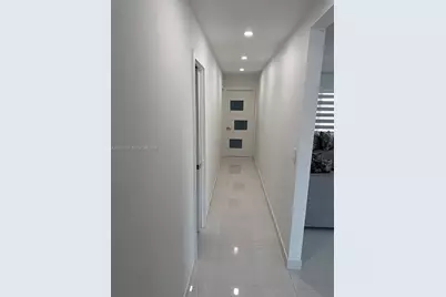 1801 NW 42nd St, Oakland Park, FL 33309 - Photo 17