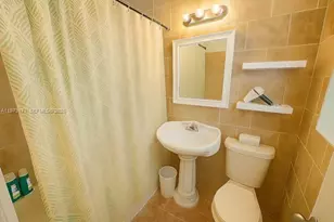 3025 Indian Creek Dr, Miami Beach, FL 33140 - Photo 5