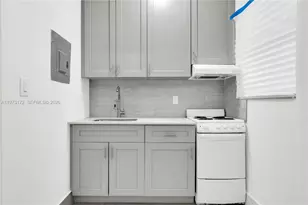 13390 NE 6th Ave, North Miami, FL 33161 - Photo 5