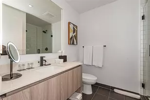 398 NE 5th St, Miami, FL 33132 - Photo 21