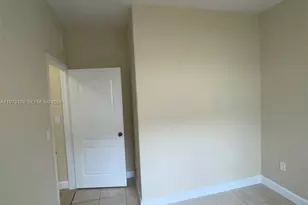 1661 SE 29th Ct, Homestead, FL 33035 - Photo 7