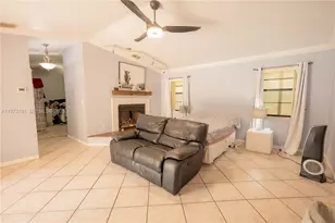4801 SW 202nd Ave, Southwest Ranches, FL 33332 - Photo 13