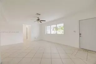 1791 NE 46th St, Oakland Park, FL 33334 - Photo 9